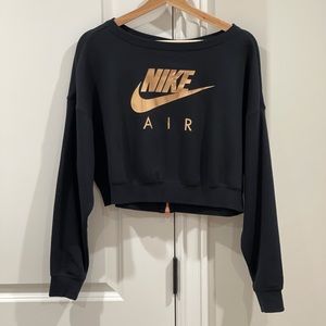 Nike drop sleeve crop top